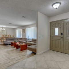 Luxurious 4BR House with Large Pool Near Strip - Bild 1