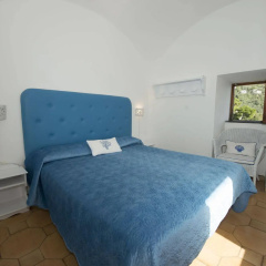 Marina Del Cantone Chalet thumbnail 2