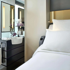 YOTEL Singapore Orchard Road - Bild 4