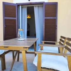 Thalassa Apartments & Studios thumbnail 3