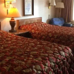 Sunset Manor Motel thumbnail 2