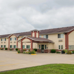 Super 8 by Wyndham Mt. Carmel IL thumbnail 23