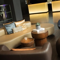 Renaissance Zürich Tower Hotel - Bild 2