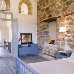 Old Town House thumbnail 6