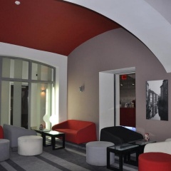 Red and Blue Design Hotel Prague - Bild 14