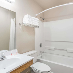 Americas Best Value Inn Sparks thumbnail 8