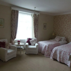 The Old House thumbnail 4