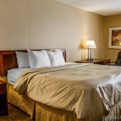 Clarion Hotel Conference Center on Lake Erie in Dunkirk, United States of America from 145$, photos, reviews - zenhotels.com photo 49