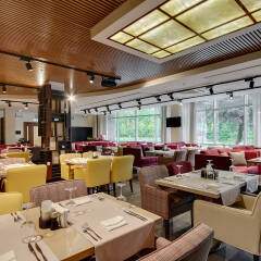 Parklane Resort and Spa в Санкт-Петербурге отзывы, цены и фото номеров - забронировать гостиницу Parklane Resort and Spa онлайн Санкт-Петербург питание фото 2