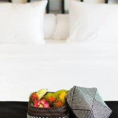 La Maison Bangkok thumbnail 2