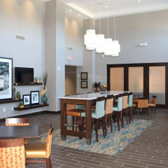 Hampton Inn & Suites Deland thumbnail 14