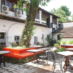 The Old Courtyard Hotel thumbnail 47