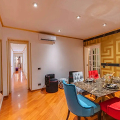 Trevi Fountain Luxury Home thumbnail 25