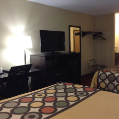 Western Inn & Suites thumbnail 6