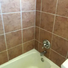 Woodridge Motel thumbnail 33