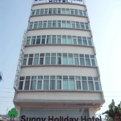 Sunny Holiday Hotel thumbnail 41