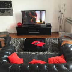 Отель Gîte, Luxueux appartement T3 dans le Triangle D'Or "LES GRANDS HOMMES" Bordeaux Франция, Бордо - отзывы, цены и фото номеров - забронировать отель Gîte, Luxueux appartement T3 dans le Triangle D'Or "LES GRANDS HOMMES" Bordeaux онлайн фото 23