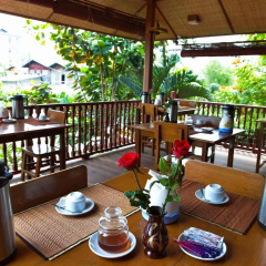 Teak Wood Hotel thumbnail 29