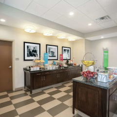 Hampton Inn Marion thumbnail 20