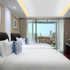 Dusit Suites Hotel Ratchadamri, Bangkok - Bild 2