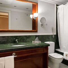 Catalonia Las Cortes Hotel - Bild 10