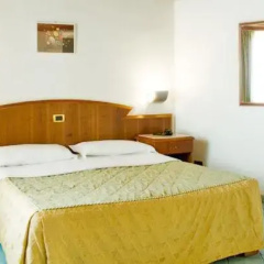 Sunshine Beach Resort thumbnail 2