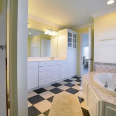 Sweet Dreams Private  4 Bedroom Home by RedAwning thumbnail 10