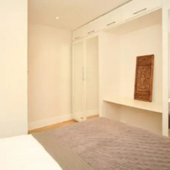 Chic Notting Hill Apartment thumbnail 2