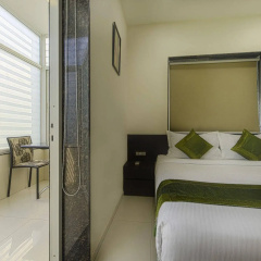 OYO 16703 Hotel The Platinum thumbnail 23