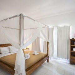 Linda Beach Hotel - Bild 1