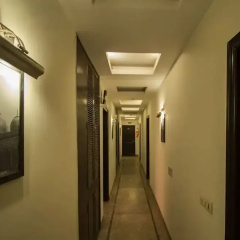 Hotel Airport Link thumbnail 15