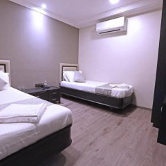 Gulf Hotel Colaba thumbnail 21