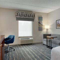 Hampton Inn & Suites Pittsburgh/Harmarville thumbnail 18