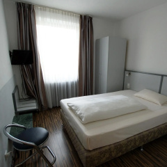 Bahn Hotel - Bild 4