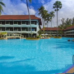Amora Beach Resort Phuket - Bild 18