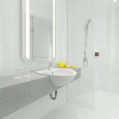 YELLO Hotel Kuta Beachwalk Bali - Bild 8