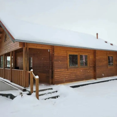 Holiday Home in the Large Garden - Bild 1