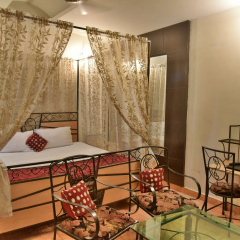 Jullundur Hotel