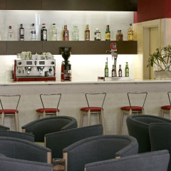 B&B Madrid Aeropuerto T1 T2 T3 - Bild 18