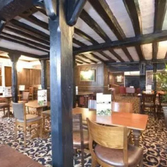 The Royal Hop Pole thumbnail 8