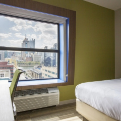 Holiday Inn Express & Suites Pittsburgh North Shore by IHG thumbnail 34