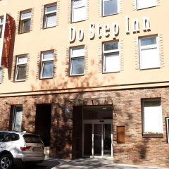 Do Step Inn - Bild 1