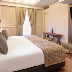 Catalonia Las Cortes Hotel - Bild 7