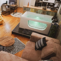 Stilvolles City-Loft mit privatem Whirlpool - Bild 17