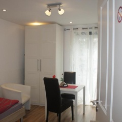 The Blue House Apartments - Bild 10
