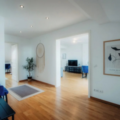 Luga Homes - Zoo - Bild 15
