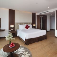 Regalia Gold Hotel in Nha Trang, Vietnam from 47$, photos, reviews - zenhotels.com guestroom photo 5