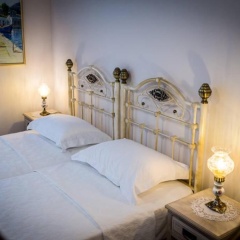 Neoclassical apartment with 2 bedrooms in Piraeus - Bild 1