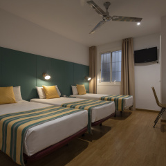 Yomo Hostal BCN Port - Bild 7