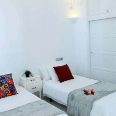 Villa Granada by Vacanzy Collection thumbnail 5